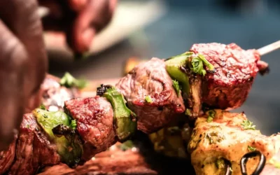 Brochette au feu de bois en Moselle : une manière conviviale de déguster la viande